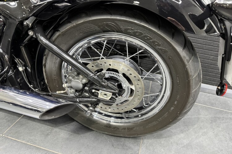 TRIUMPH SPEEDMASTER 1200