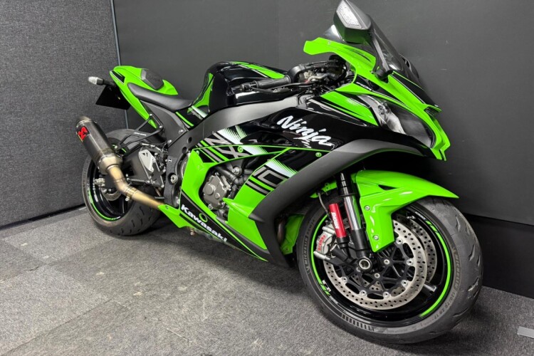 KAWASAKI NINJA ZX-10R