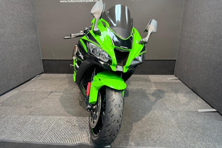KAWASAKI NINJA ZX-10R