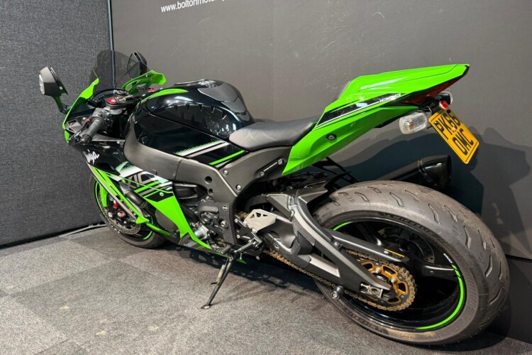 KAWASAKI NINJA ZX-10R