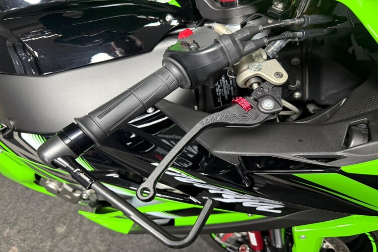 KAWASAKI NINJA ZX-10R