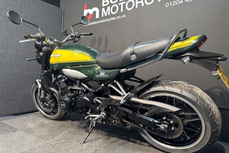 KAWASAKI Z900 RS