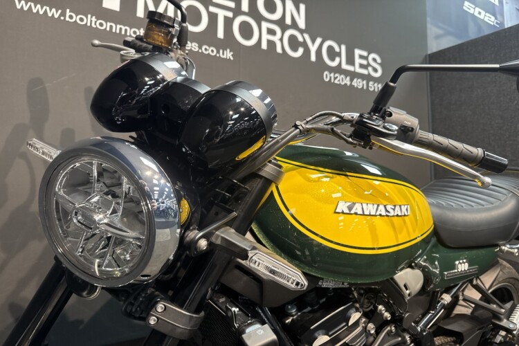 KAWASAKI Z900 RS