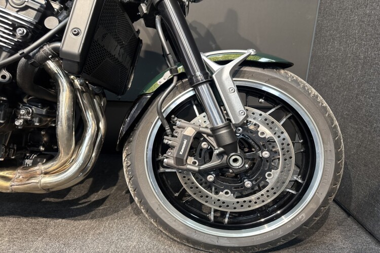 KAWASAKI Z900 RS