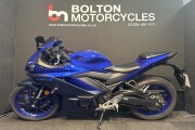 YAMAHA R3