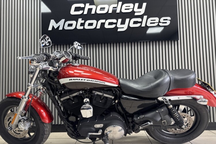 HARLEY-DAVIDSON SPORTSTER