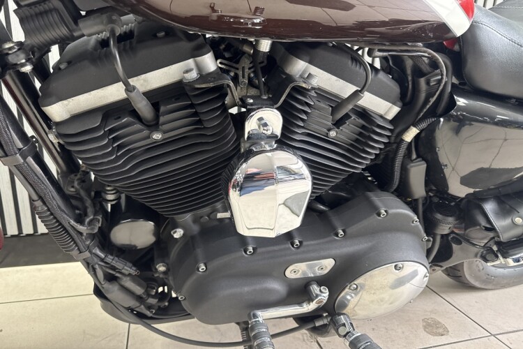 HARLEY-DAVIDSON SPORTSTER