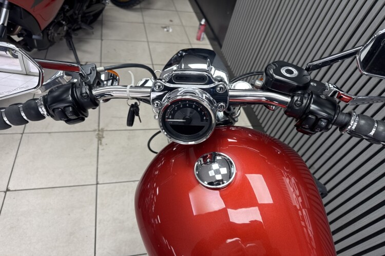 HARLEY-DAVIDSON SPORTSTER