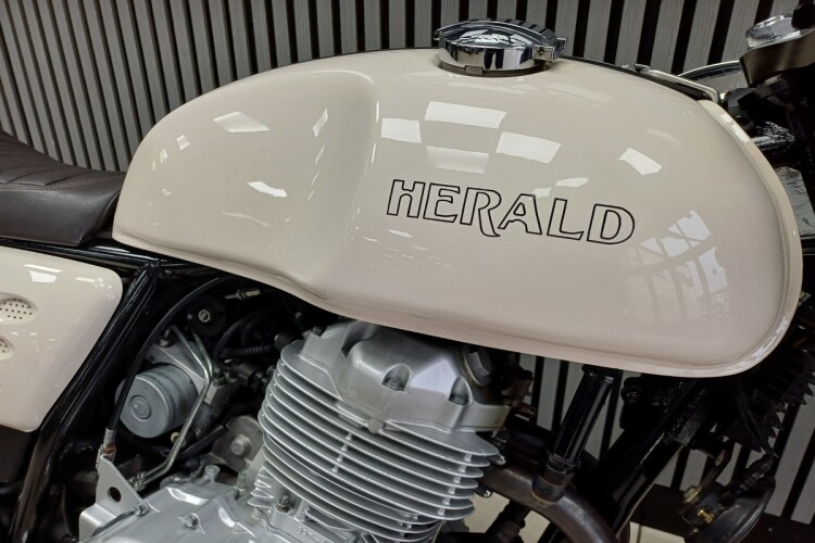 HERALD CLASSIC 400