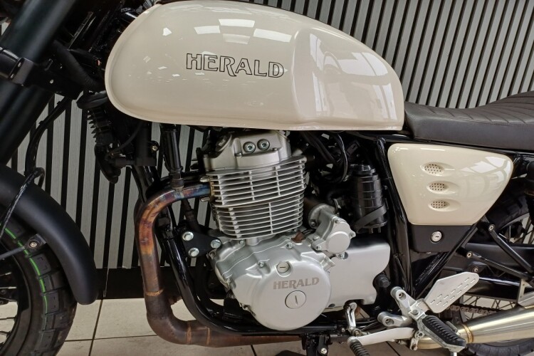 HERALD CLASSIC 400