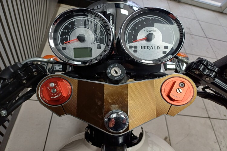 HERALD CLASSIC 400