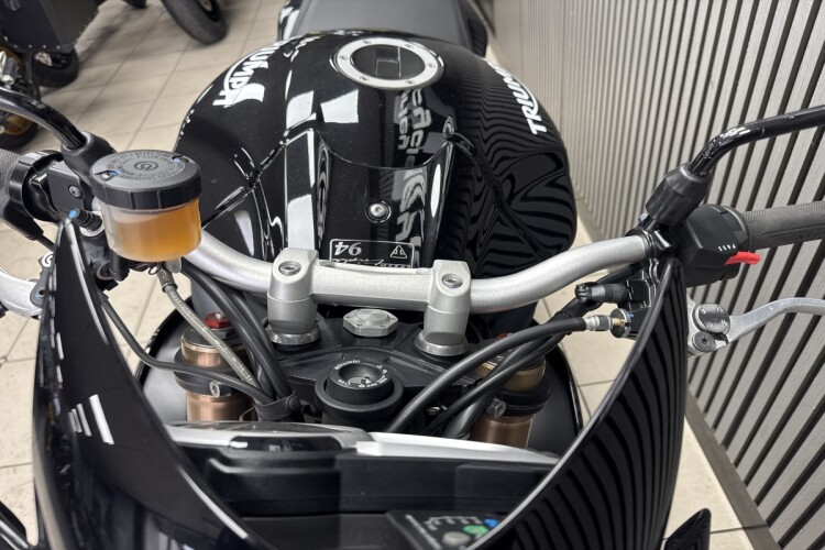 TRIUMPH SPEED TRIPLE 94