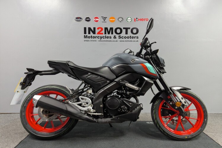 YAMAHA MT-125