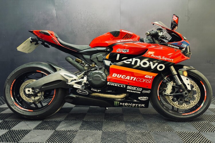 DUCATI 899 PANIGALE