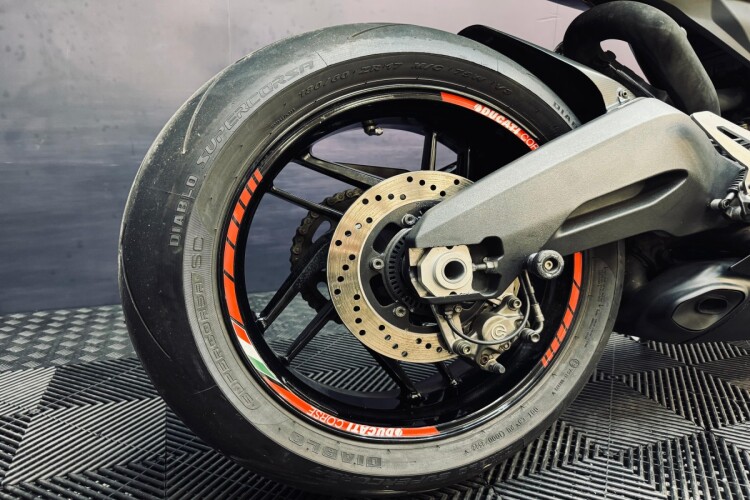 DUCATI 899 PANIGALE
