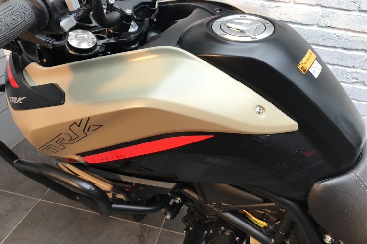 BENELLI TRK 702X