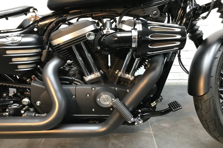 HARLEY-DAVIDSON SPORTSTER