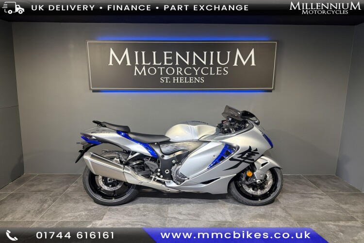 SUZUKI GSX1300R HAYABUSA