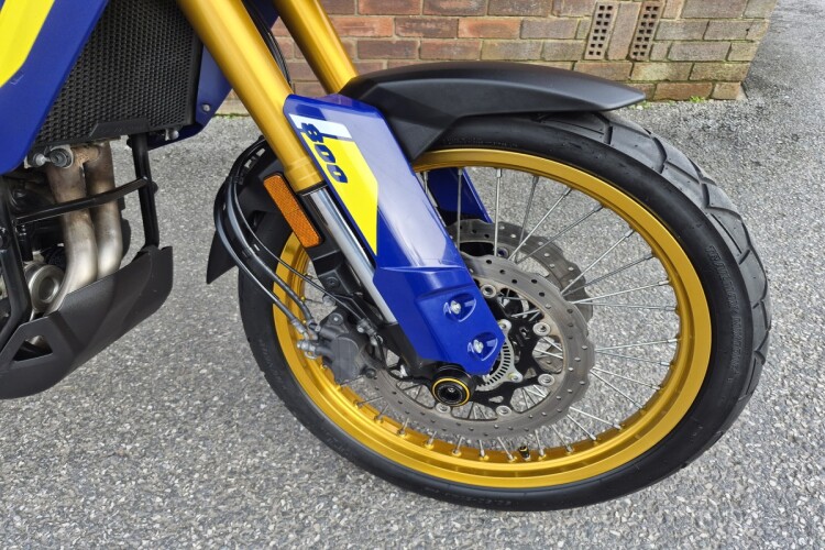 SUZUKI V-STROM 800 DE