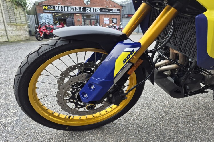 SUZUKI V-STROM 800 DE