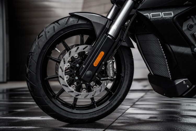 BENDA MOTO BENDA LFC700