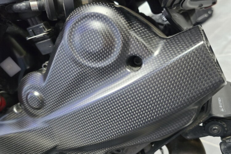 DUCATI HYPERMOTARD 950