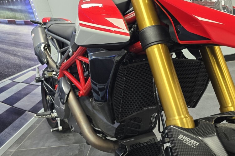 DUCATI HYPERMOTARD 950