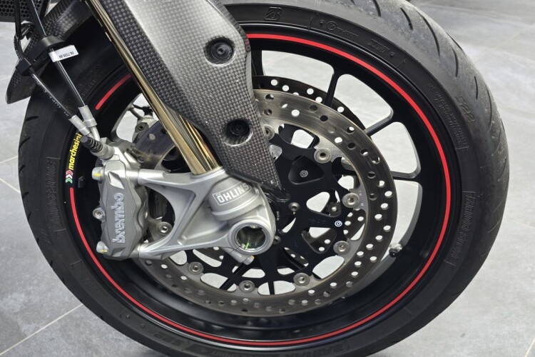 DUCATI HYPERMOTARD 950