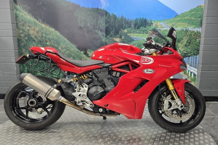 DUCATI SUPERSPORT S