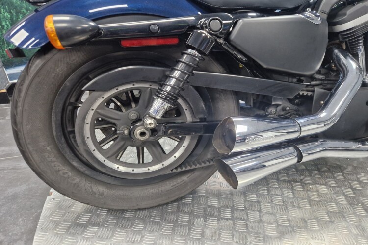 HARLEY-DAVIDSON SPORTSTER