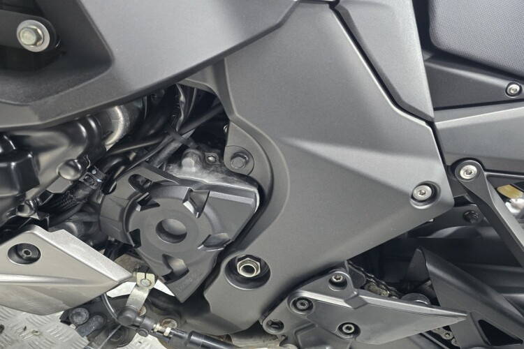 KAWASAKI NINJA 1000SX