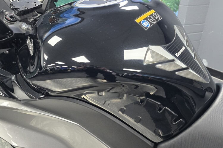 KAWASAKI NINJA 1000SX