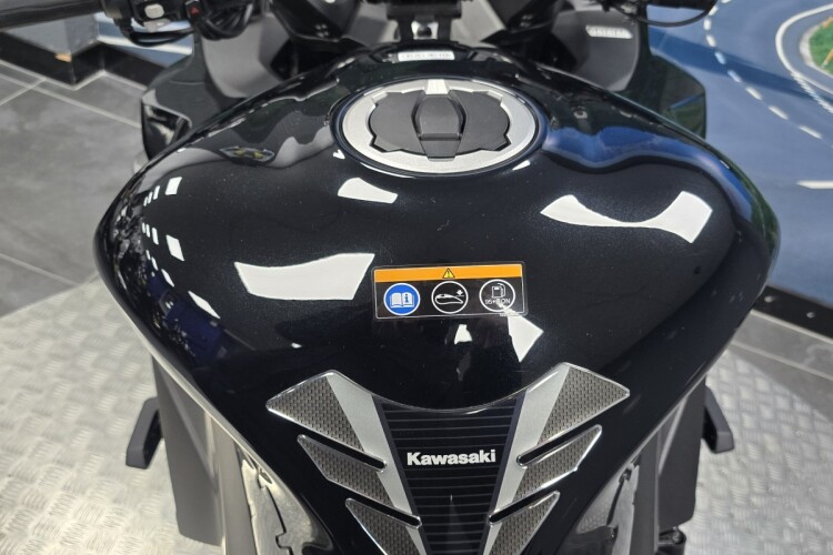 KAWASAKI NINJA 1000SX