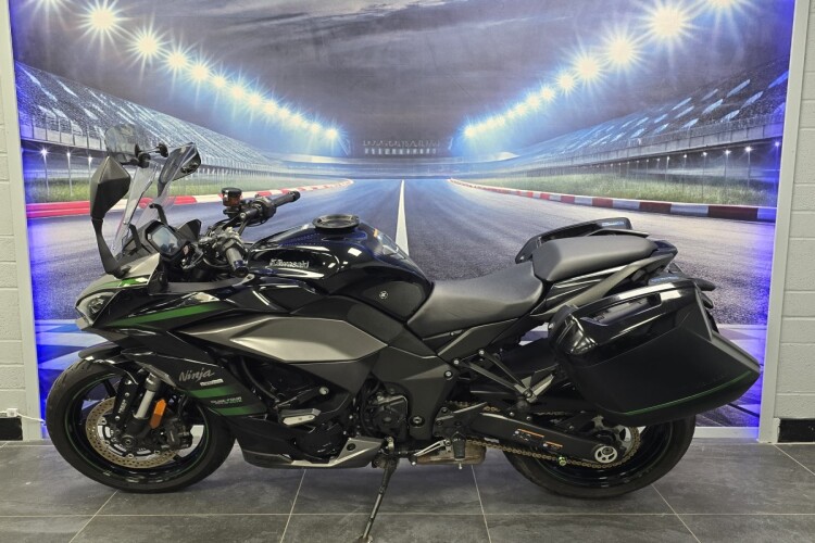 KAWASAKI NINJA 1000SX