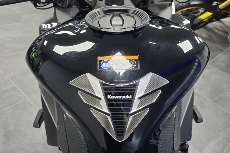 KAWASAKI NINJA 1000SX