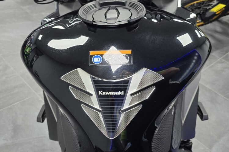 KAWASAKI NINJA 1000SX