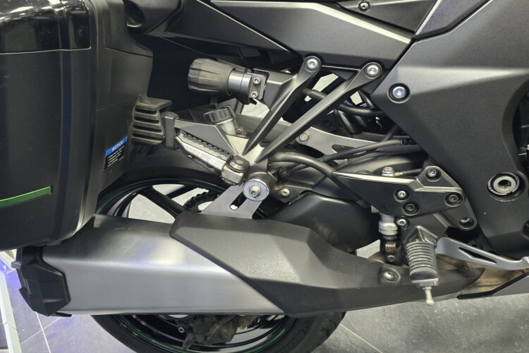 KAWASAKI NINJA 1000SX