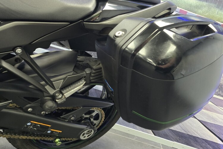 KAWASAKI NINJA 1000SX