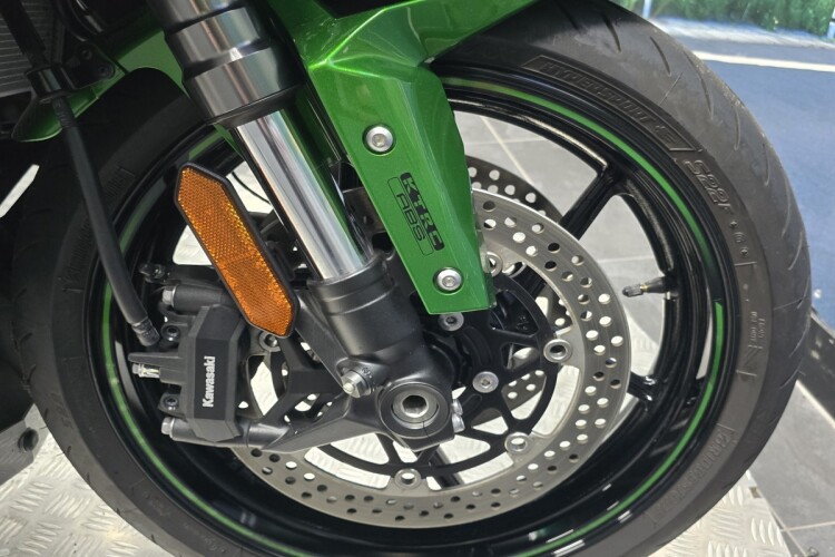 KAWASAKI NINJA 1000SX