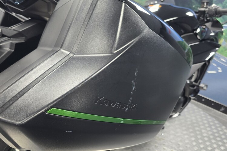 KAWASAKI NINJA 1000SX