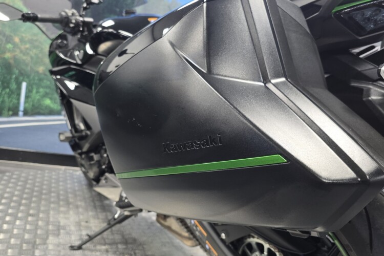 KAWASAKI NINJA 1000SX