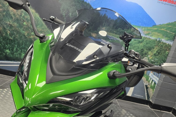 KAWASAKI NINJA 1000SX