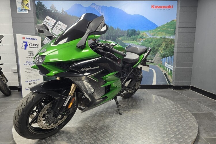 KAWASAKI NINJA H2