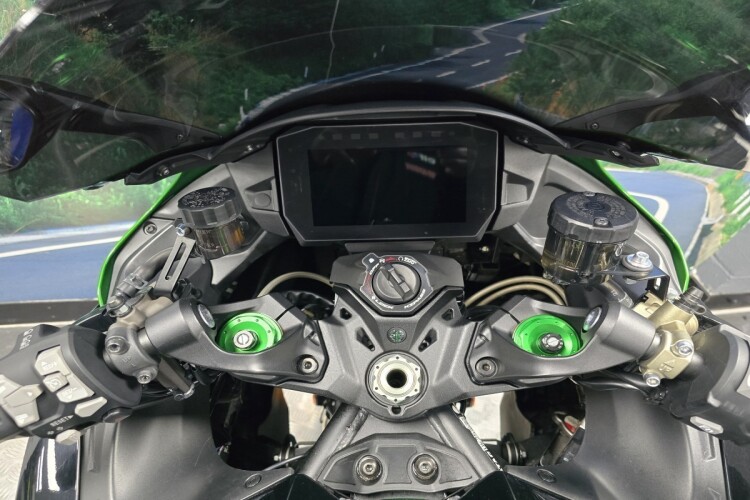 KAWASAKI NINJA H2