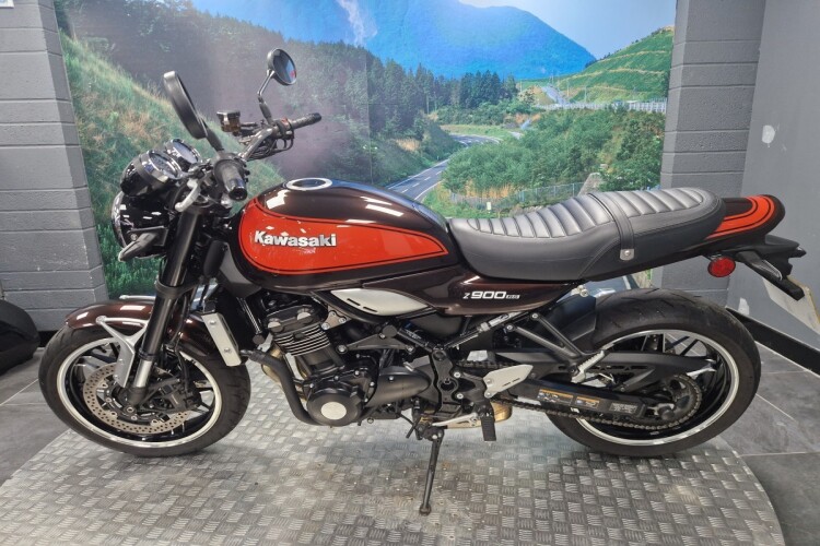 KAWASAKI Z900 RS