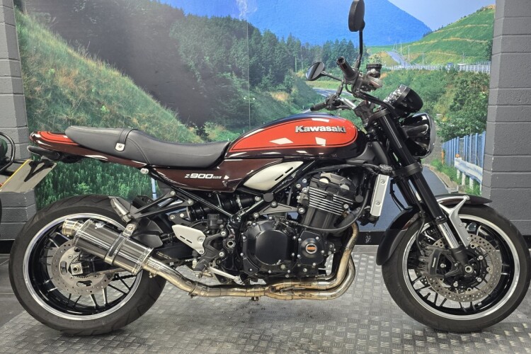 KAWASAKI Z900 RS