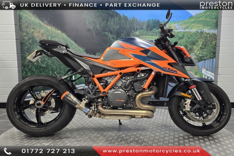 KTM 1290 SUPER DUKE R