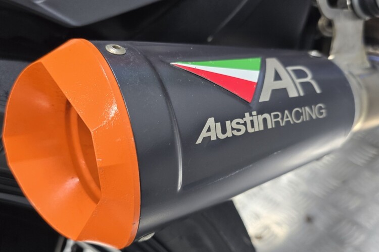 KTM 1290 SUPER DUKE R