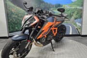 KTM 1290 SUPER DUKE R