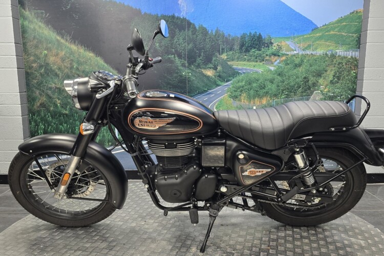 ROYAL ENFIELD BULLET